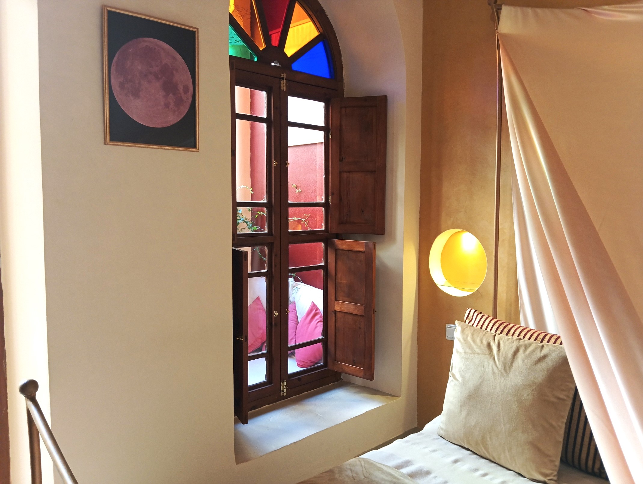 Lune détail Dar Taliwint