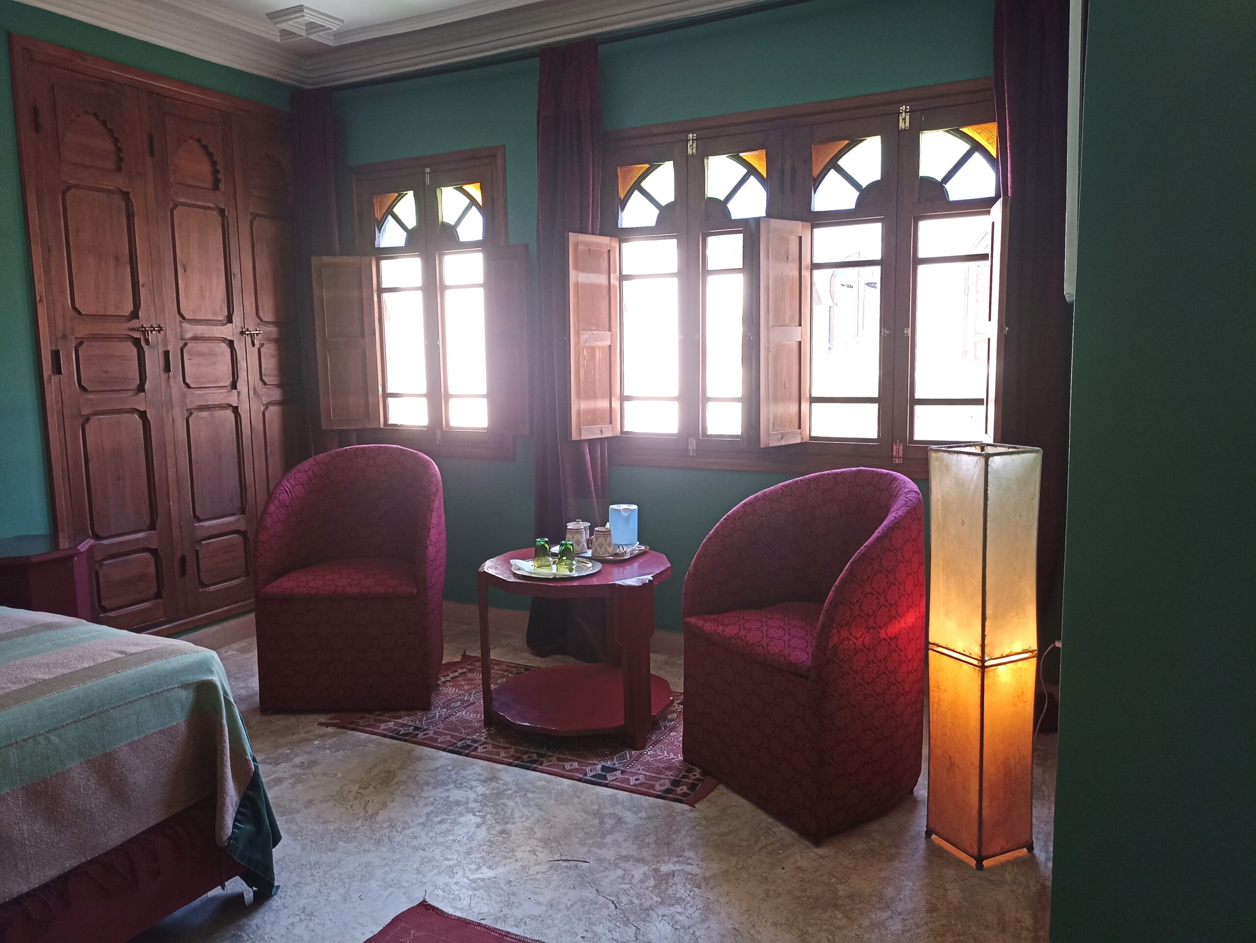 chambre pacha riad dar taliwint marrakech coin salon