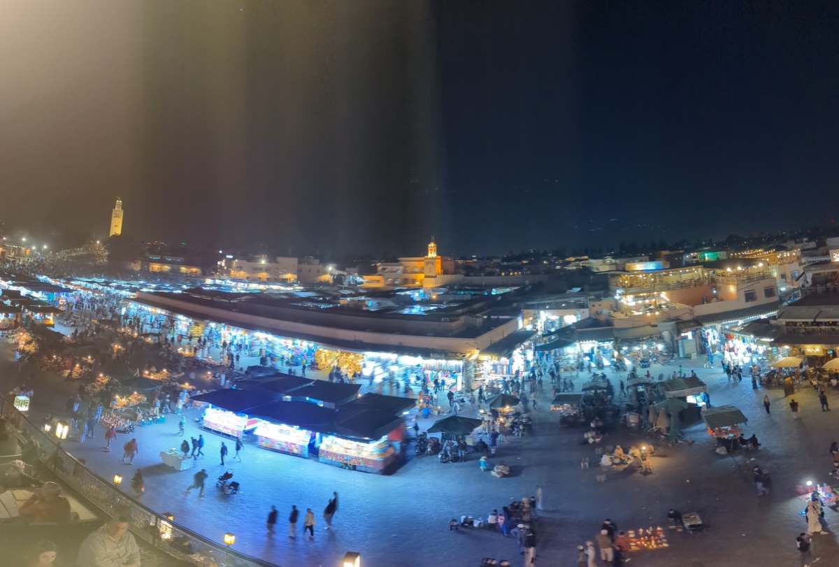 Jemaa el fna pano riaddartaliwint