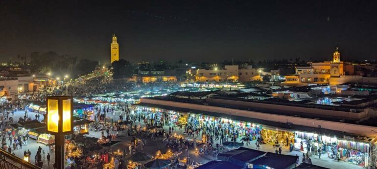 Place et Koutoubia marrakech riaddartaliwint