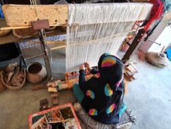 tissage tapis riad dar taliwint marrakech